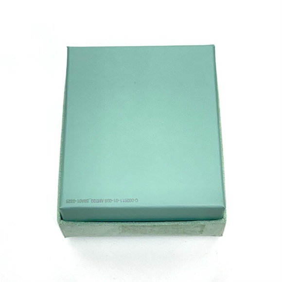 A New Day 14K Dipped Gold Embroidered Heart Tassel Adjustable Bracelet New Nib - Picture 8 of 8